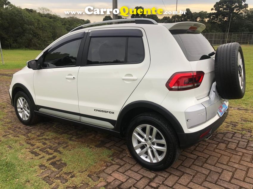 Volkswagen CROSSFOX 1.6 MSI FLEX 16V 4P AUTOMATIZADO - Loja