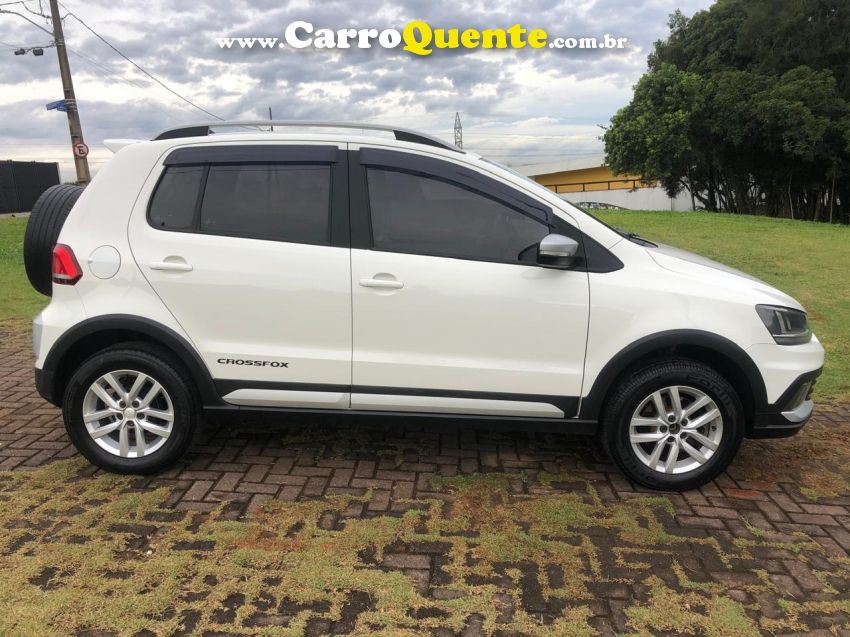 Volkswagen CROSSFOX 1.6 MSI FLEX 16V 4P AUTOMATIZADO - Loja