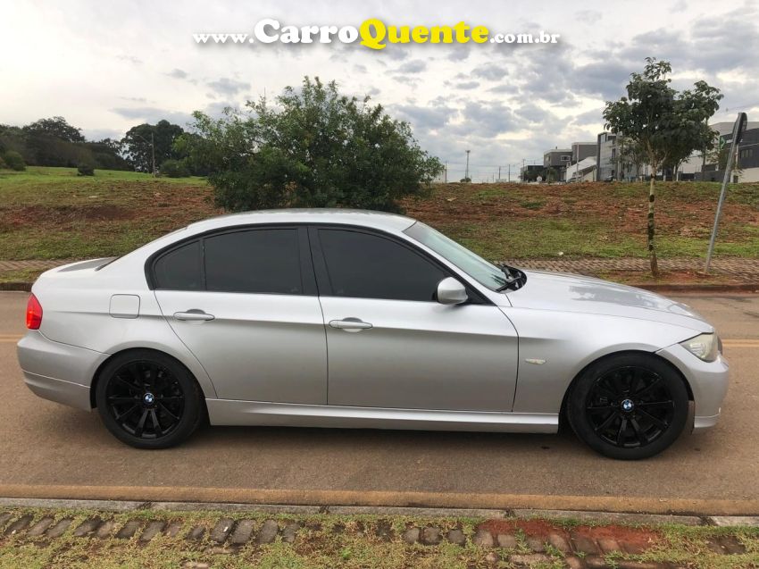 BMW 320i 2.0 16V GASOLINA 4P AUTOMÁTICO - Loja