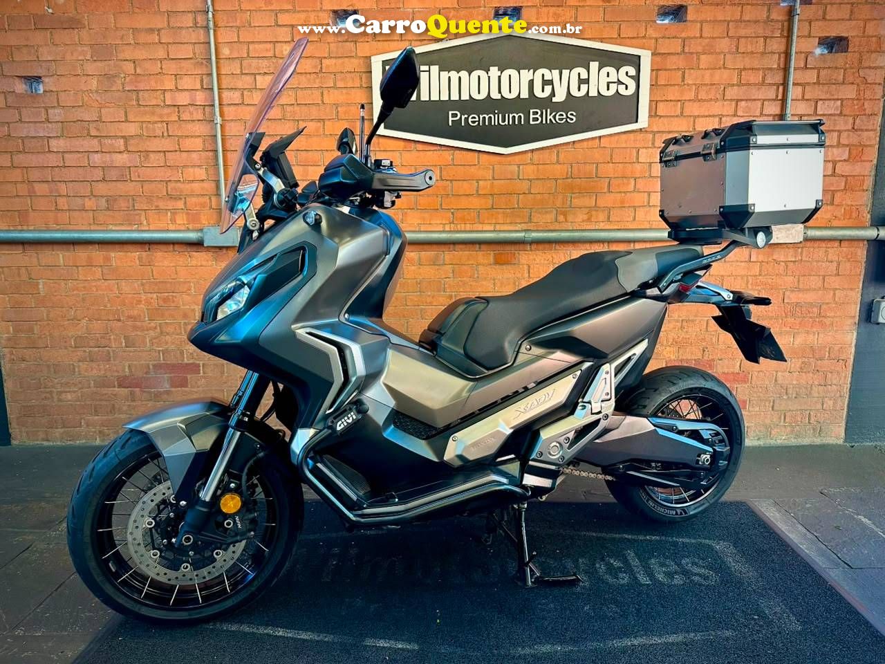 HONDA X-ADV 2019 - Loja