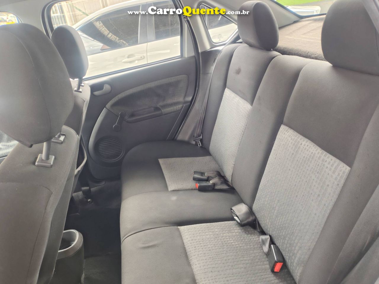 FORD FIESTA 1.6 ROCAM SE SEDAN 8V 2014 - Loja