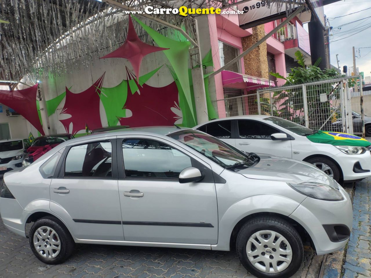 FORD FIESTA 1.6 ROCAM SE SEDAN 8V 2014 - Loja
