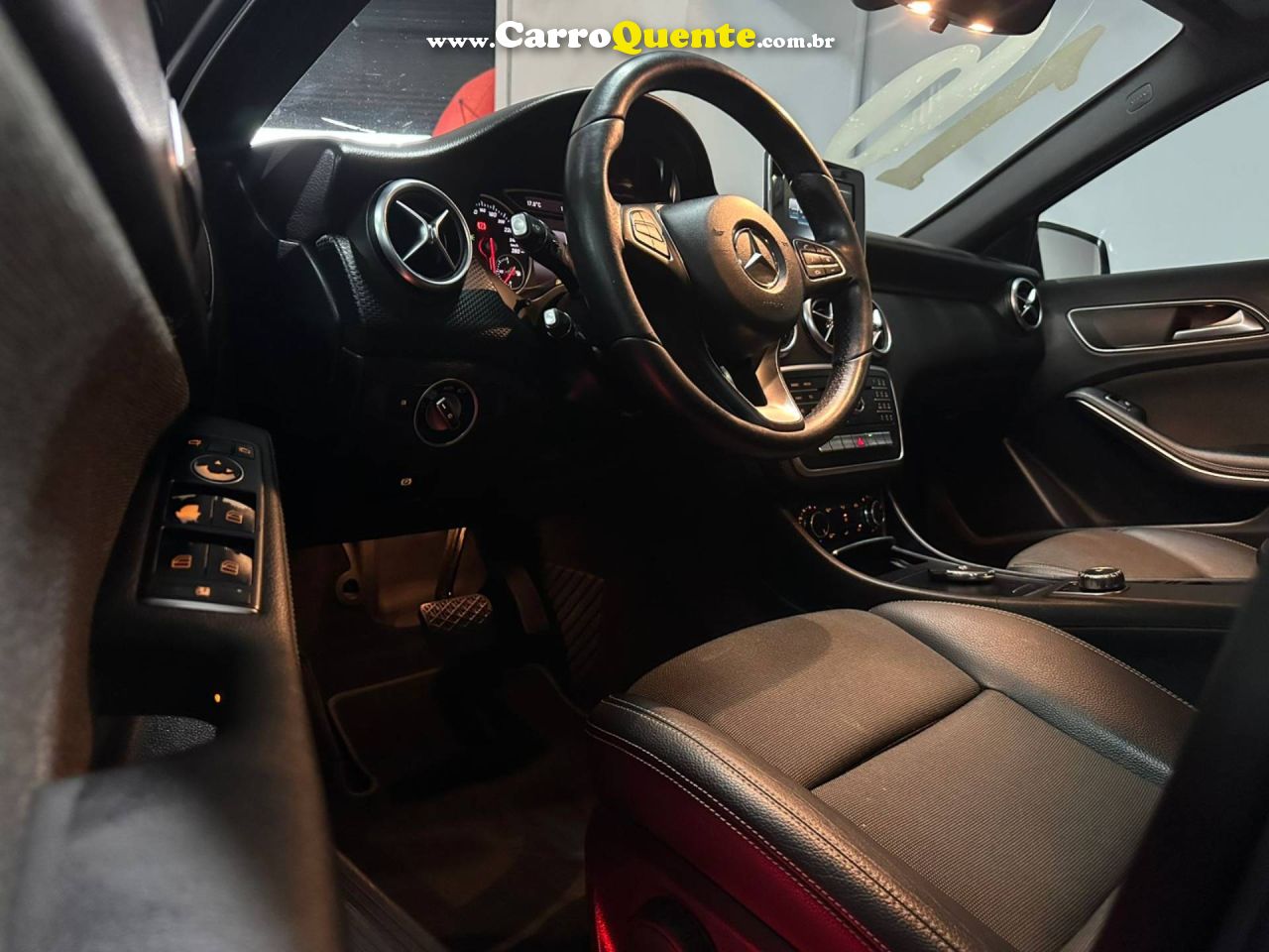 MERCEDES-BENZ A 200 1.6 TURBO 16V 2016 - Loja