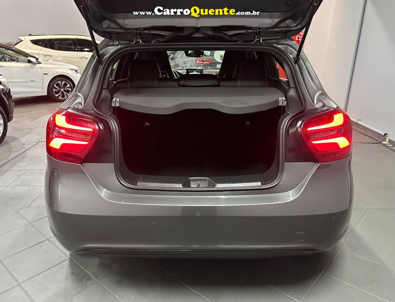 MERCEDES-BENZ A 200 1.6 TURBO 16V 2016 - Loja