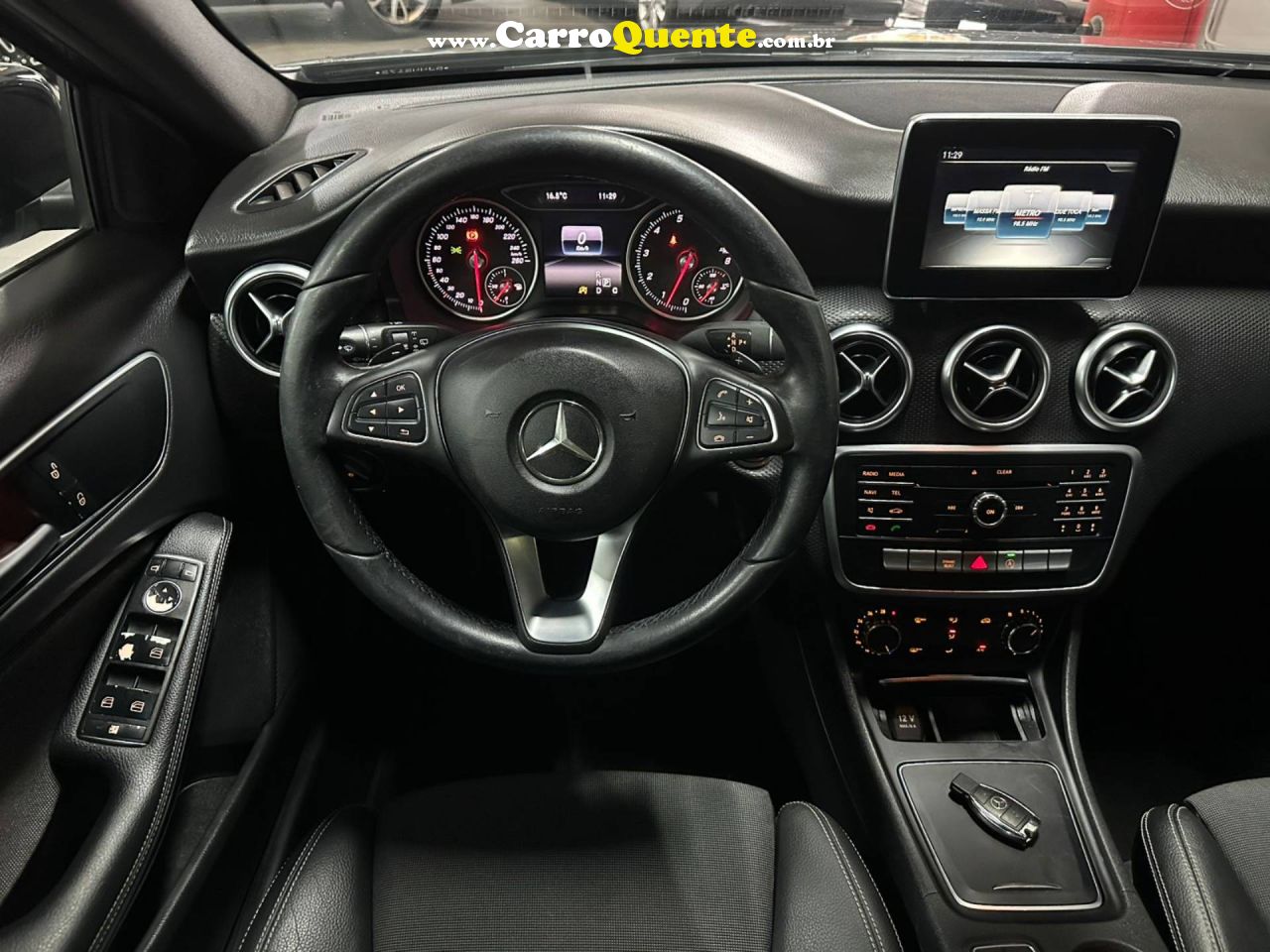 MERCEDES-BENZ A 200 1.6 TURBO 16V 2016 - Loja
