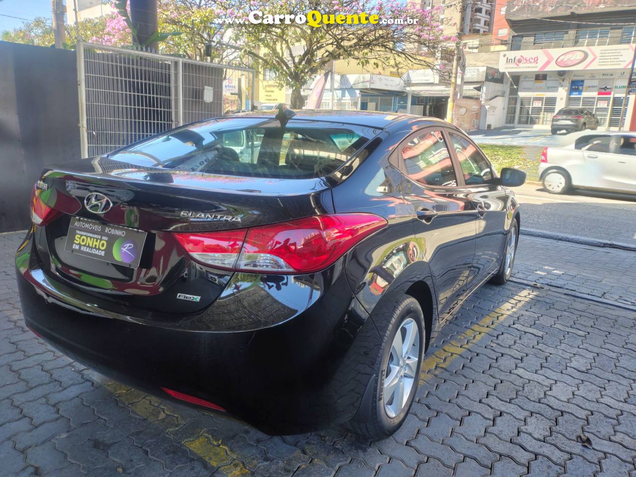 HYUNDAI ELANTRA 2.0 GLS 16V 2014 - Loja