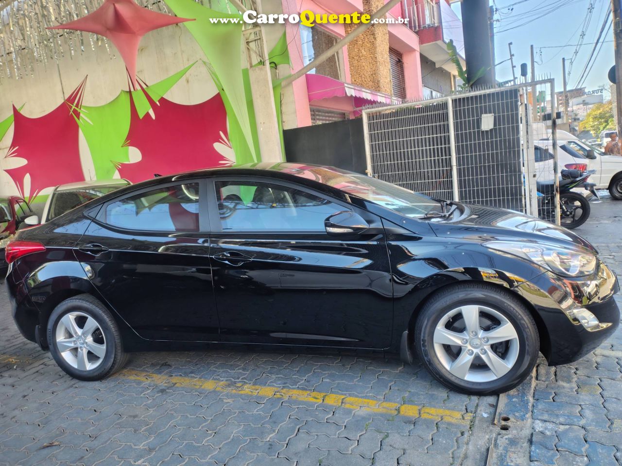 HYUNDAI ELANTRA 2.0 GLS 16V 2014 - Loja