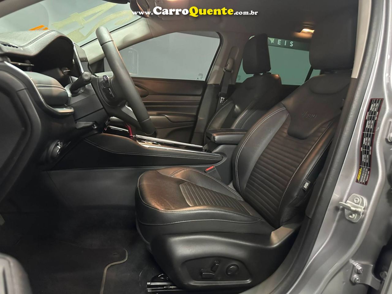 JEEP COMMANDER 1.3 T270 TURBO LONGITUDE 2024 - Loja