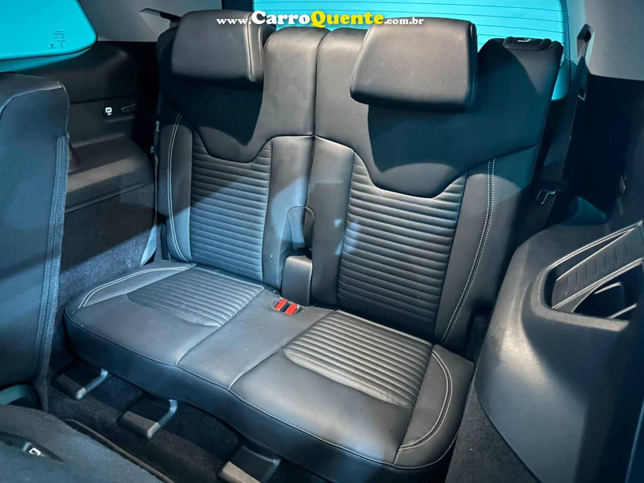 JEEP COMMANDER 1.3 T270 TURBO LONGITUDE 2024 - Loja