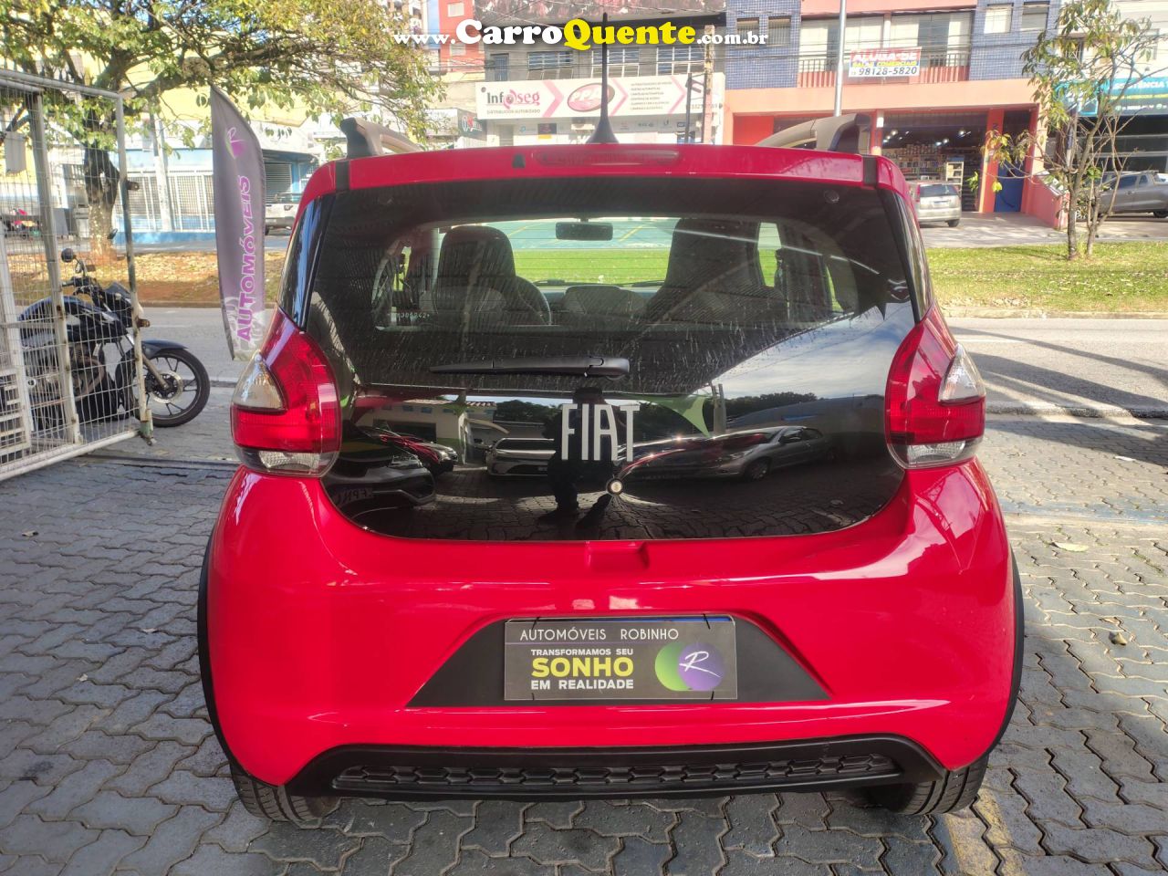 FIAT MOBI 1.0 EVO TREKKING 2024 - Loja