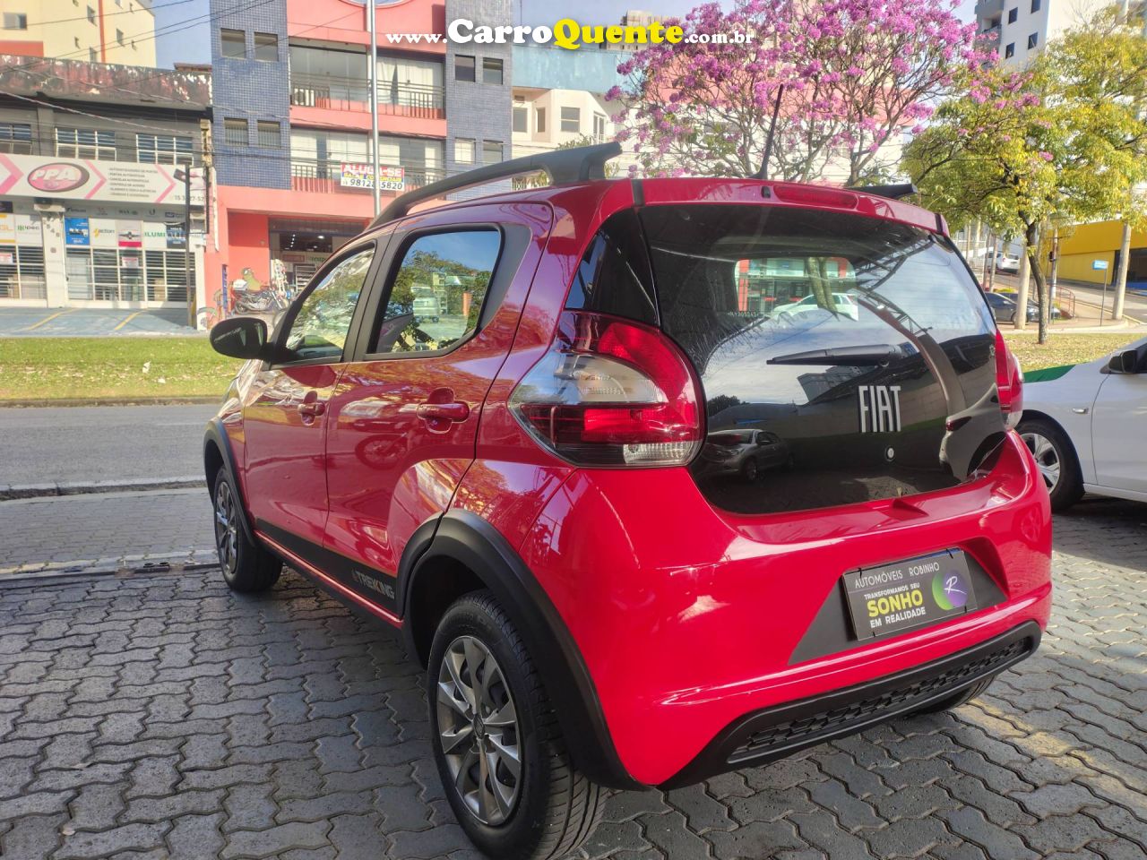 FIAT MOBI 1.0 EVO TREKKING 2024 - Loja
