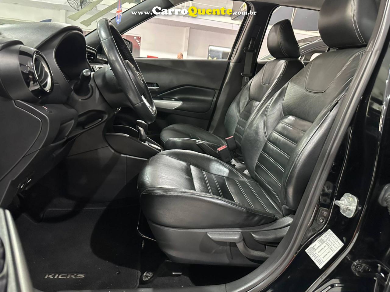 NISSAN KICKS 1.6 16V SL 2017 - Loja