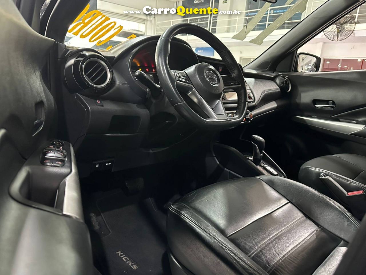 NISSAN KICKS 1.6 16V SL 2017 - Loja