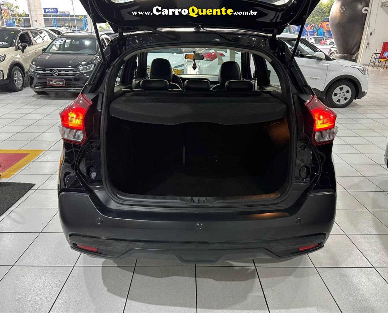 NISSAN KICKS 1.6 16V SL 2017 - Loja