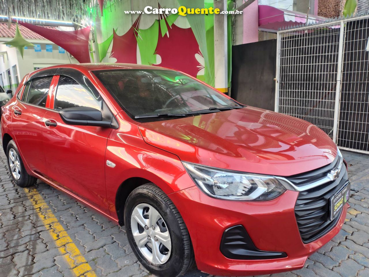 CHEVROLET ONIX 1.0 2020 - Loja