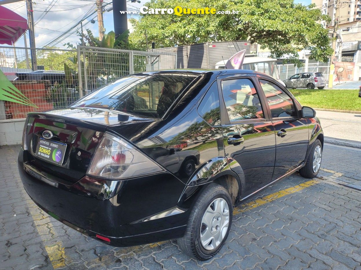 FORD FIESTA 1.6 ROCAM SE SEDAN 8V 2013 - Loja