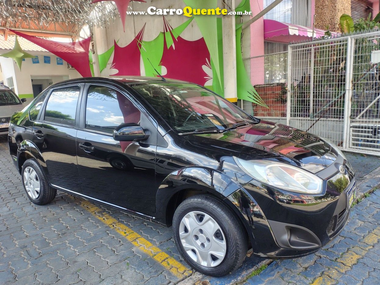 FORD FIESTA 1.6 ROCAM SE SEDAN 8V 2013 - Loja