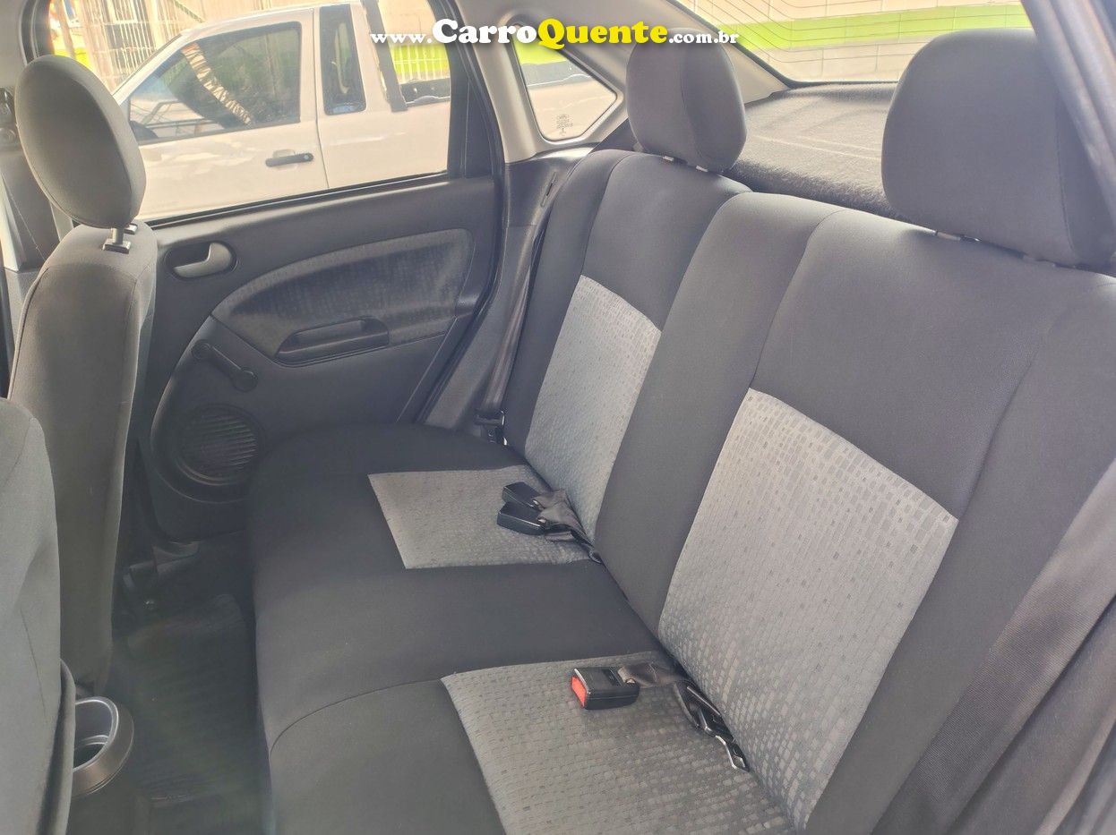 FORD FIESTA 1.6 ROCAM SE SEDAN 8V 2013 - Loja