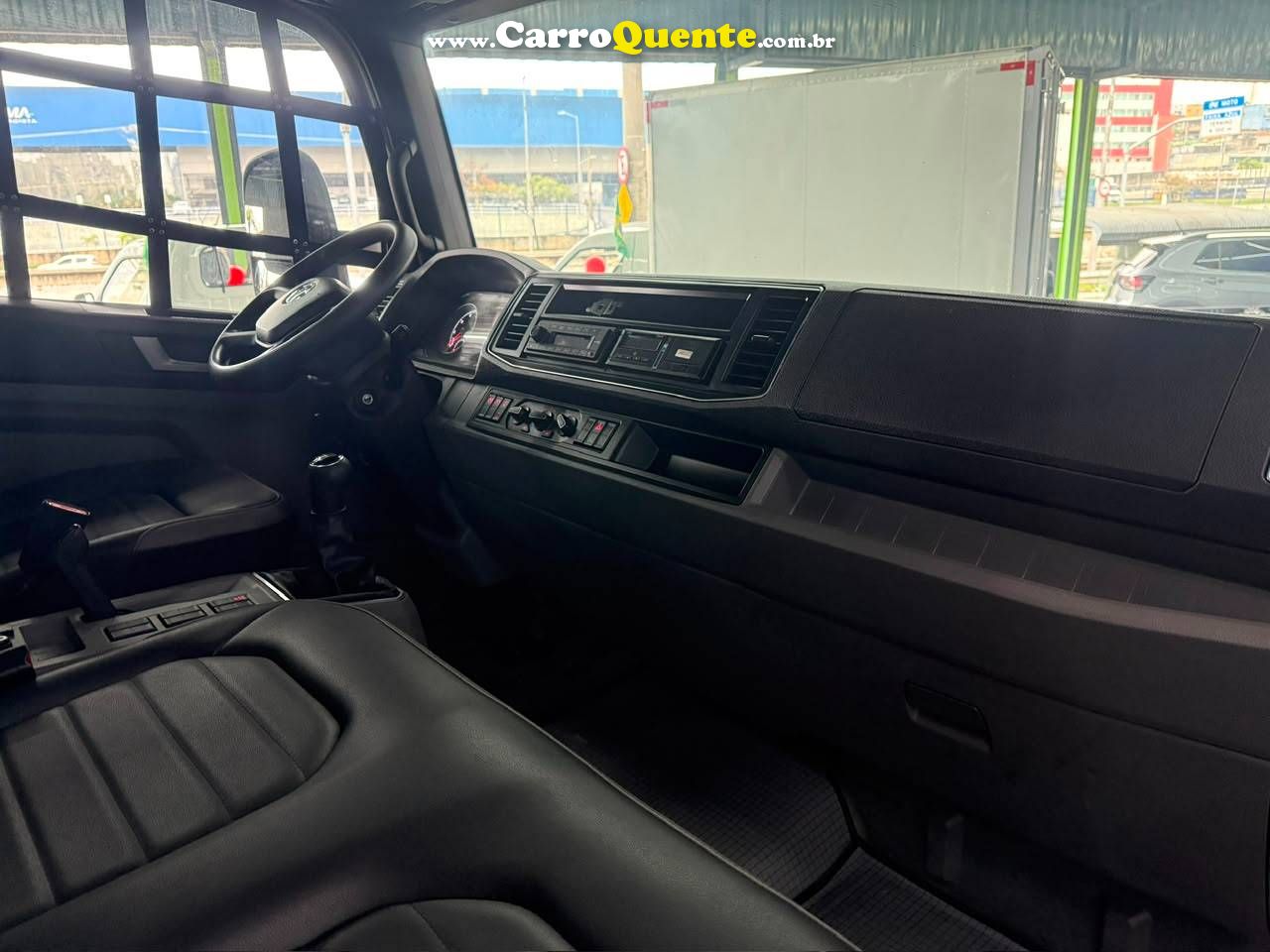 VOLKSWAGEN 11.180 DRC 2025 - Loja