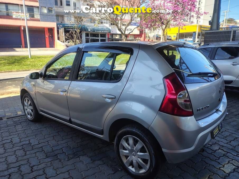 RENAULT SANDERO 1.6 PRIVILEGE 16V 2009 - Loja