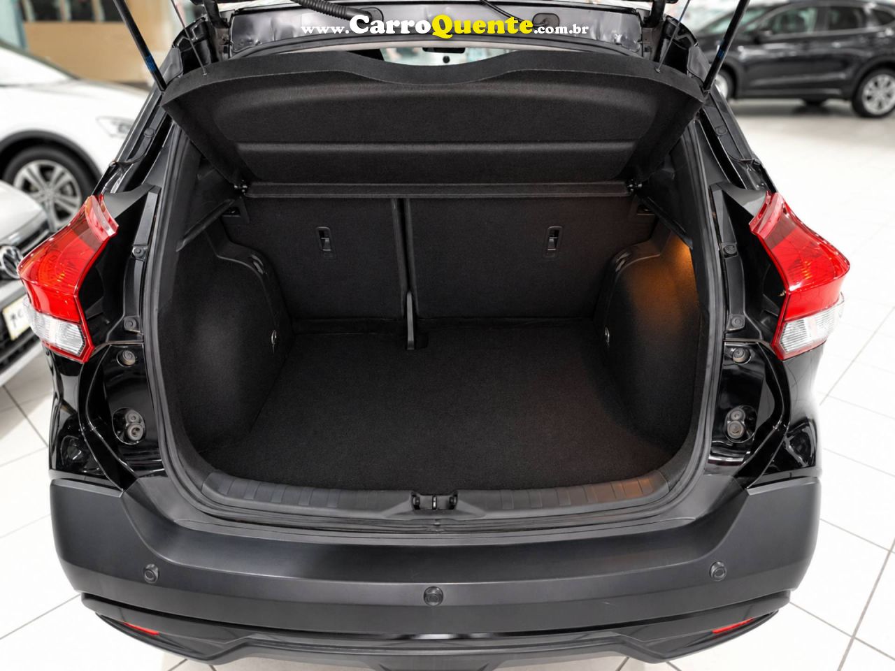 NISSAN KICKS 1.6 16V SV 2021 - Loja