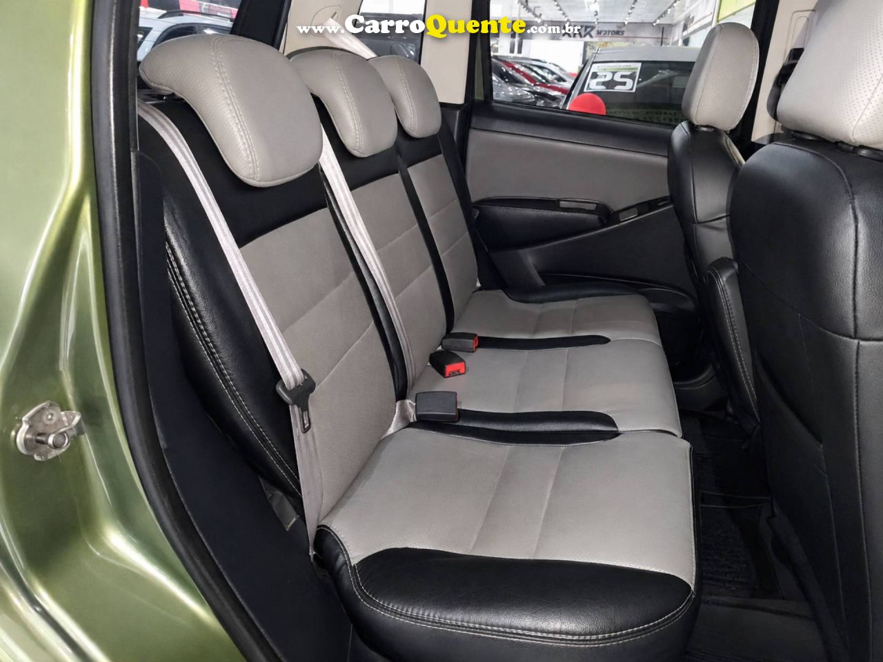 FIAT IDEA 1.8 MPI ADVENTURE 16V 2015 - Loja