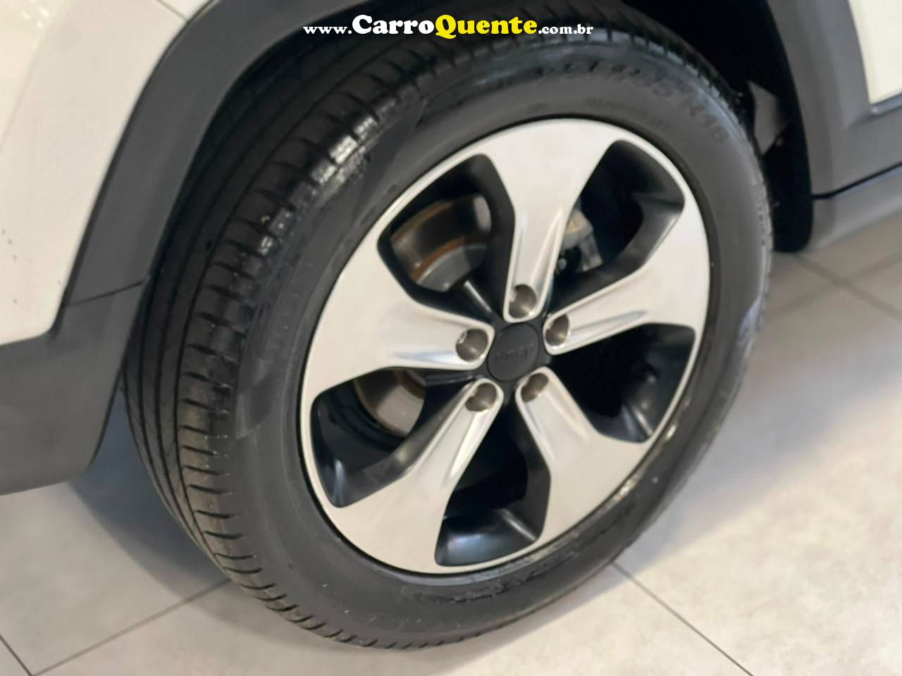 JEEP COMPASS 2.0 16V LONGITUDE 2018 - Loja