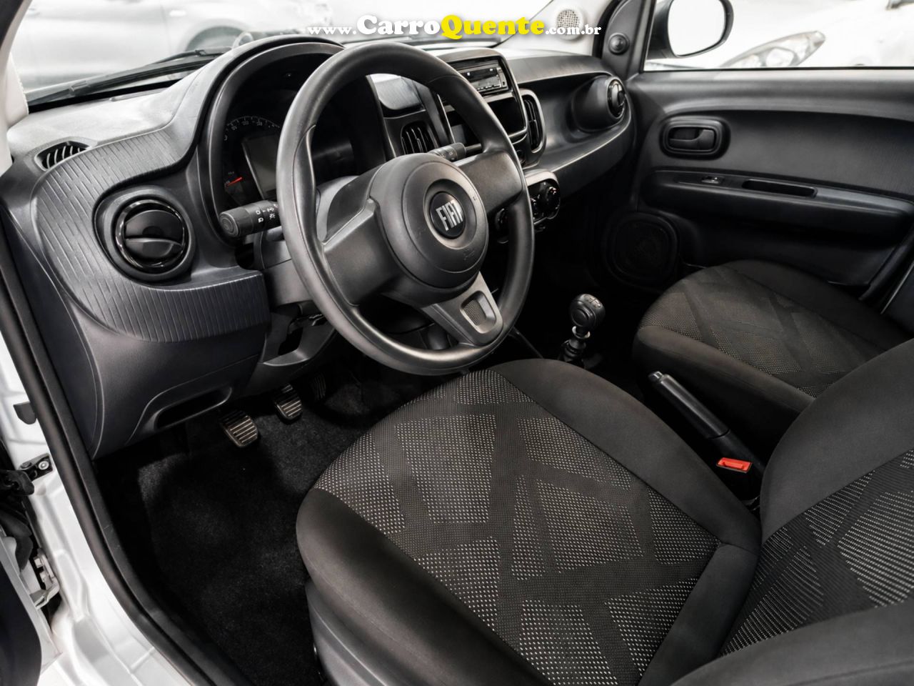 FIAT MOBI 1.0 8V EVO LIKE 2025 - Loja