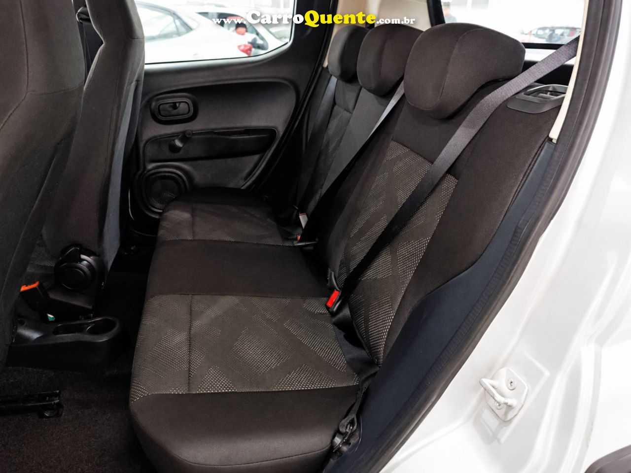 FIAT MOBI 1.0 8V EVO LIKE 2025 - Loja