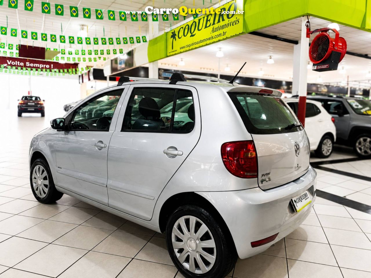VOLKSWAGEN FOX 1.0 MI TREND 8V 2011 - Loja