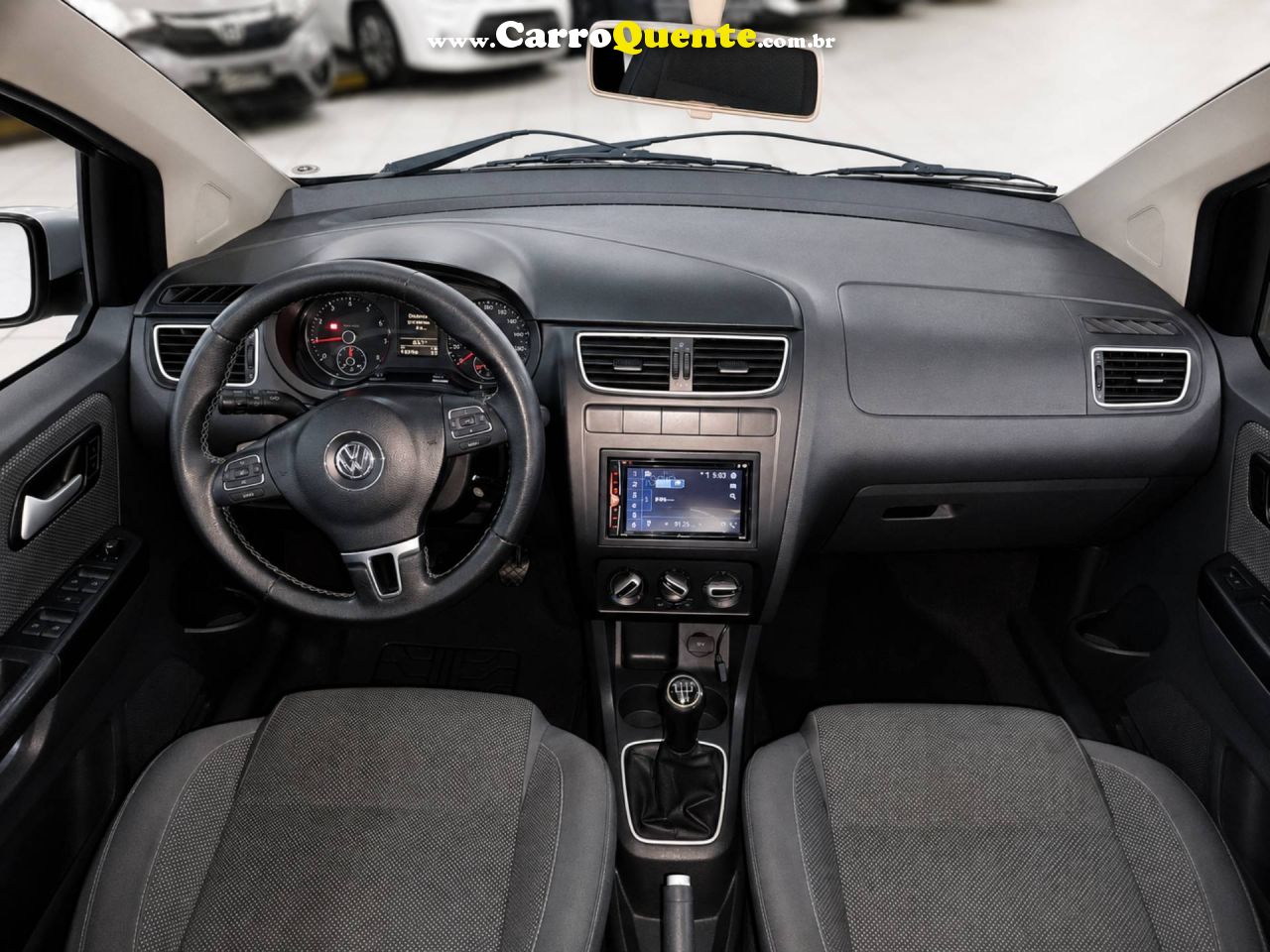 VOLKSWAGEN FOX 1.0 MI TREND 8V 2011 - Loja