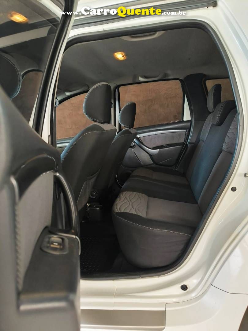 RENAULT DUSTER 1.6 DYNAMIQUE 4X2 16V 2013/2014 - Loja