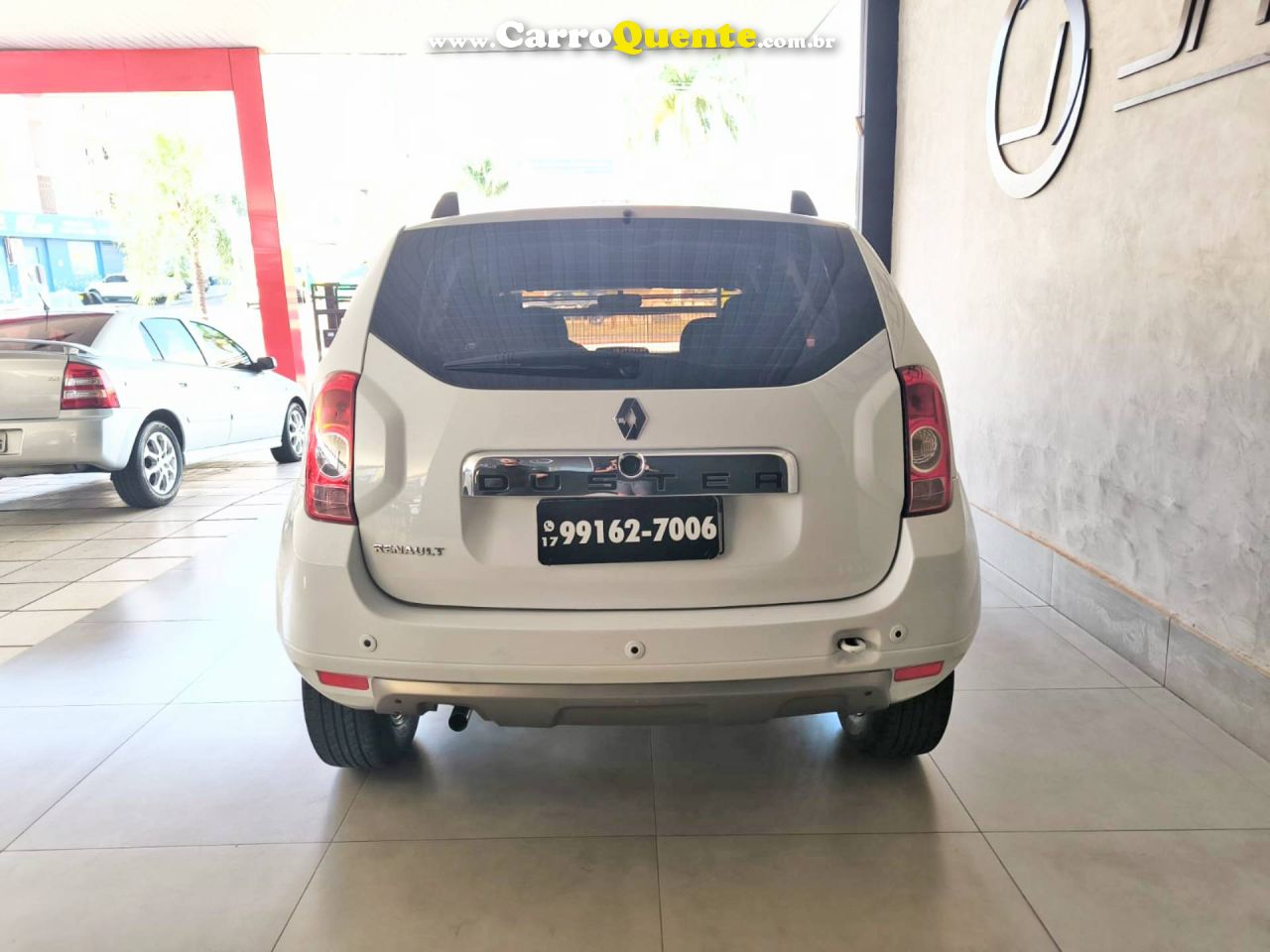 RENAULT DUSTER 1.6 DYNAMIQUE 4X2 16V 2013/2014 - Loja