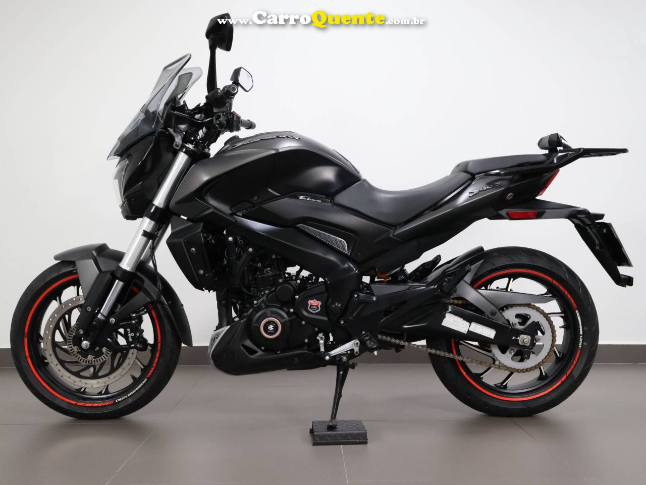 BAJAJ DOMINAR 400 ABS 2025 - Loja