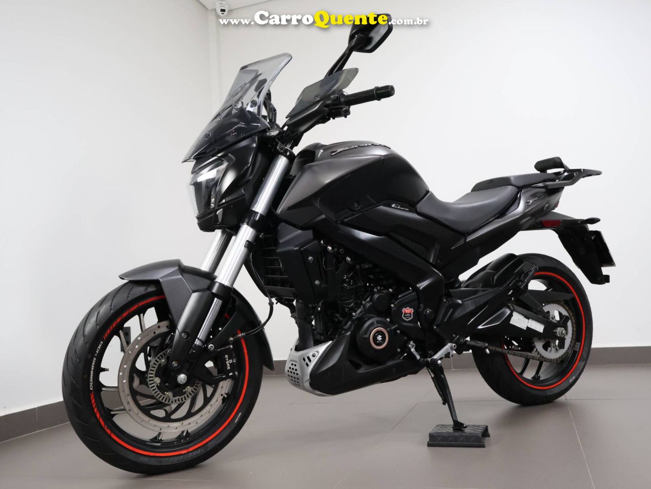 BAJAJ DOMINAR 400 ABS 2025 - Loja