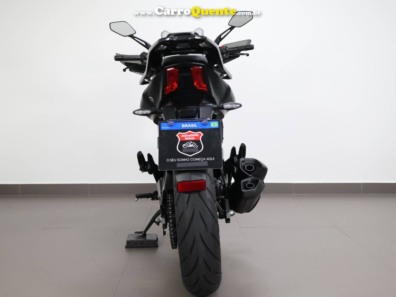BAJAJ DOMINAR 400 ABS 2025 - Loja