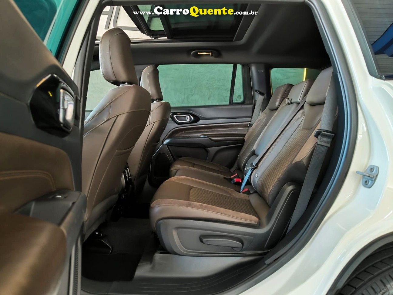 JEEP COMMANDER 2023 - Loja