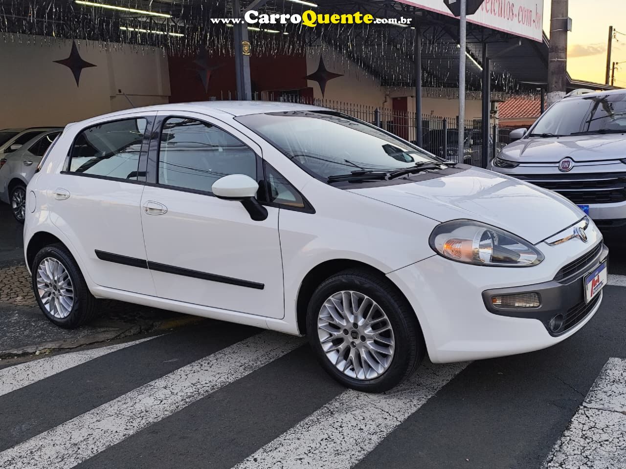 FIAT   PUNTO ESSENCE 1.6 FLEX 16V 5P   BRANCO 2013 1.6 FLEX - Loja