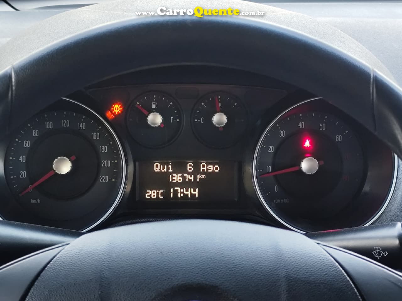 FIAT   PUNTO ESSENCE 1.6 FLEX 16V 5P   BRANCO 2013 1.6 FLEX - Loja