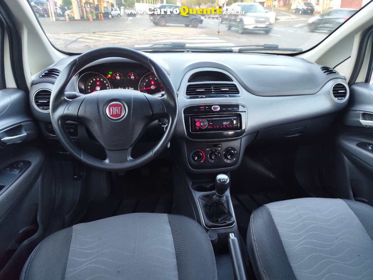 FIAT   PUNTO ESSENCE 1.6 FLEX 16V 5P   BRANCO 2013 1.6 FLEX - Loja