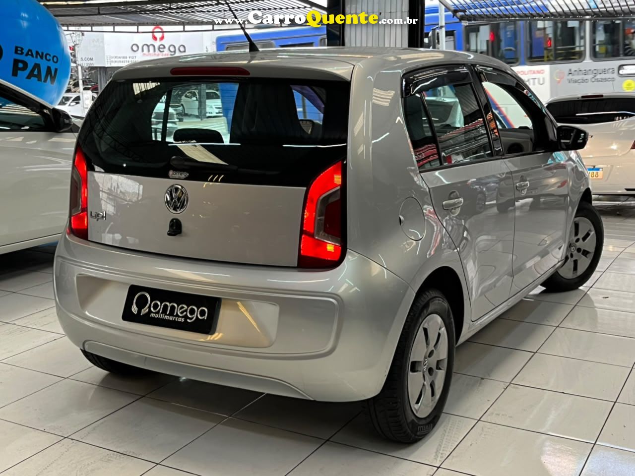 VOLKSWAGEN   UP! MOVE 1.0 TOTAL FLEX 12V 5P   PRATA 2015 1.0 FLEX - Loja