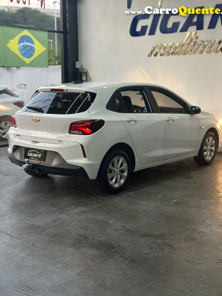 CHEVROLET   ONIX HATCH LT 1.0 12V FLEX 5P MEC.   BRANCO 2023 1.0 FLEX - Loja