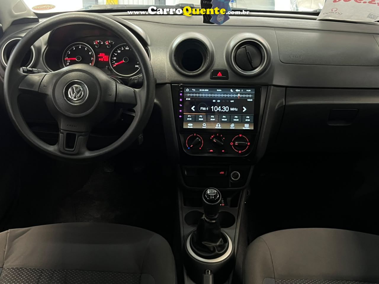 VOLKSWAGEN   GOL CITY (TREND) 1.6 MI T.FLEX 8V 4P   PRATA 2015 1.6 FLEX - Loja
