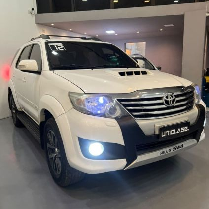 TOYOTA   HILUX CD SRV 4X4 2.7 FLEX 16V AUT.   BRANCO 2012 3.0 FLEX