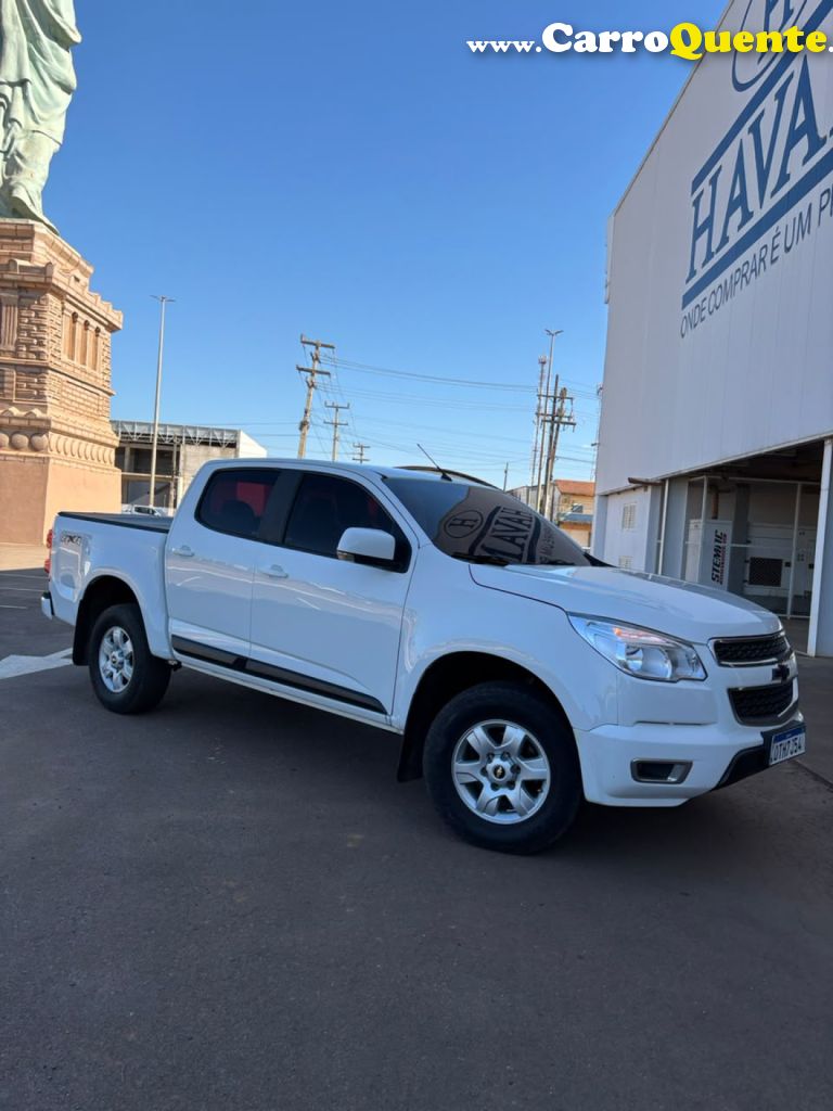 CHEVROLET   S10 PICK-UP LT 2.8 TDI 4X4 CD DIESEL   BRANCO 2014 2.8 DIESEL - Loja
