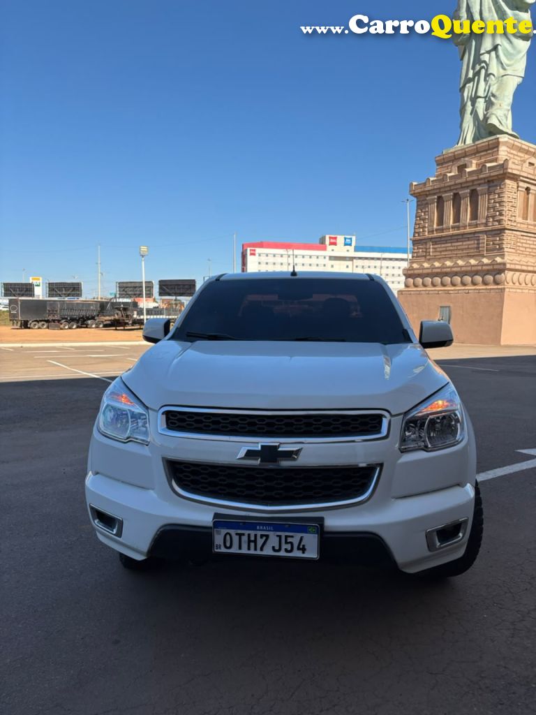 CHEVROLET   S10 PICK-UP LT 2.8 TDI 4X4 CD DIESEL   BRANCO 2014 2.8 DIESEL - Loja