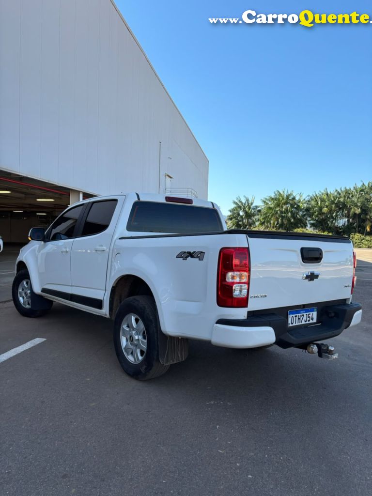 CHEVROLET   S10 PICK-UP LT 2.8 TDI 4X4 CD DIESEL   BRANCO 2014 2.8 DIESEL - Loja