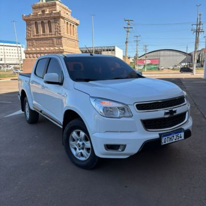 CHEVROLET   S10 PICK-UP LT 2.8 TDI 4X4 CD DIESEL   BRANCO 2014 2.8 DIESEL