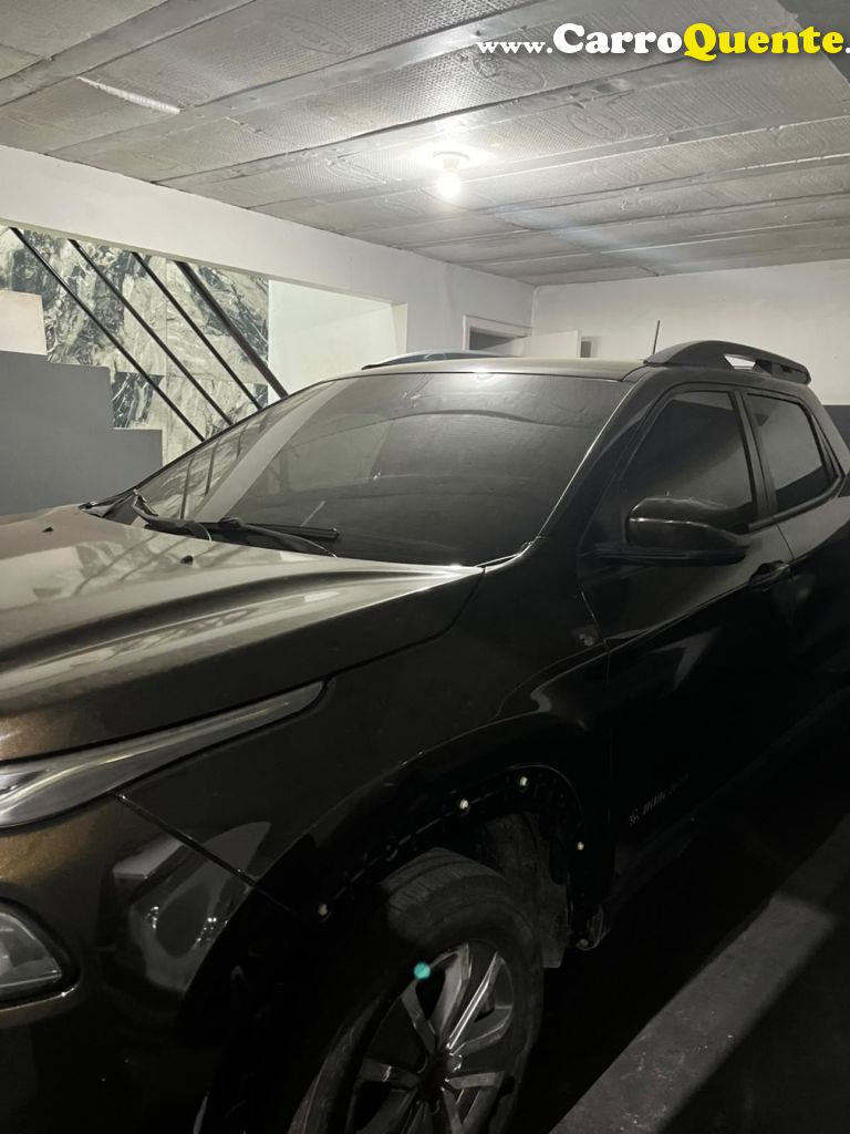 FIAT   TORO FREEDOM AT    MARROM 2017 1.8 FLEX - Loja