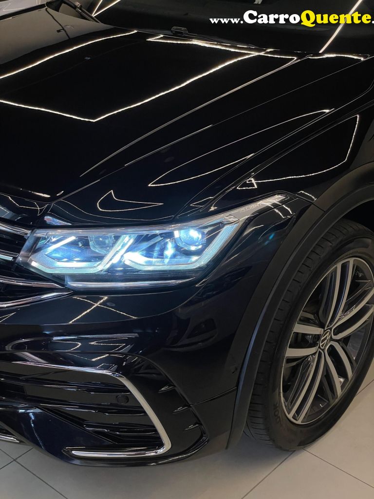 VOLKSWAGEN   TIGUAN ALL SPACE R-LINE 300 TSI 186 CV   PRETO 2024 2.0 GASOLINA - Loja